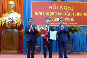 Bộ Chính trị điều động Chủ tịch UBND tỉnh Hà Tĩnh giữ chức Bí thư Tỉnh ủy Hà Giang