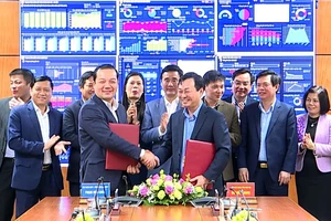 Tập đoàn VNPT cùng Phú Thọ thúc đẩy xây dựng Chính quyền điện tử