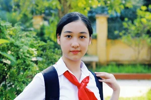 Nữ sinh Trường THCS Nguyễn Huy Tưởng giành giải Ba cuộc thi Viết thư quốc tế UPU lần thứ 50