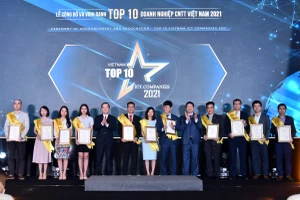 Công bố và vinh danh TOP 10 doanh nghiệp CNTT Việt Nam 2021