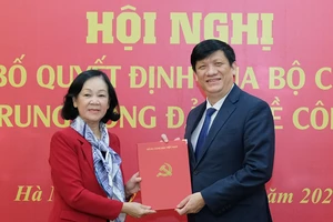 Bộ trưởng Nguyễn Thanh Long kiêm nhiệm Trưởng Ban Bảo vệ, chăm sóc sức khỏe cán bộ Trung ương