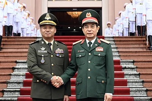 Đưa hợp tác quốc phòng Việt Nam - Campuchia lên tầm cao mới