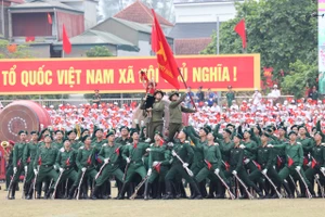 Sơ duyệt cấp Nhà nước lễ diễu binh, diễu hành 70 năm Chiến thắng Điện Biên Phủ