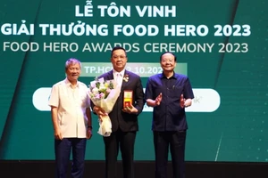 Một người Thái Lan được vinh danh “Anh hùng thực phẩm” với giải thưởng “Cống hiến trọn đời”