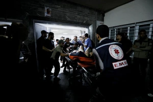 Nổ lớn tại bệnh viện ở Dải Gaza, hơn 200 người thiệt mạng 