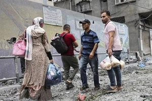 Israel khuyến cáo dân ở Dải Gaza di chuyển về phía Nam