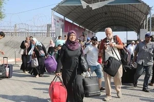 Gaza mở cửa khẩu Rafah cho người nước ngoài