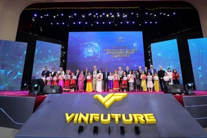 Giải thưởng VinFuture: Khoa học phụng sự nhân loại