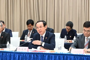 Đoàn đại biểu cấp cao TPHCM thăm và làm việc tại Trung Quốc