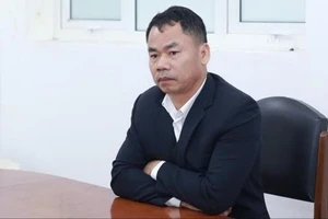 Bắt Chủ tịch Liên đoàn Lao động huyện Lạc Sơn, tỉnh Hòa Bình