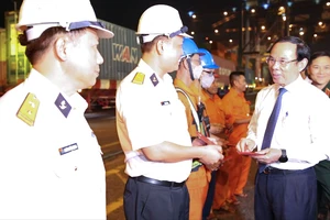 Tổng Công ty Tân cảng Sài Gòn: Tổ chức phát lệnh làm hàng đầu Xuân Giáp Thìn 2024