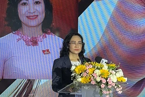 Bà Phan Thị Thắng, Thứ trưởng Bộ Công Thương phát biểu khai mạc 