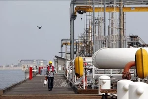 Cơ sở khai thác dầu của Iran trên đảo Khark ở ngoài khơi vùng Vịnh. Ảnh: AFP/TTXVN