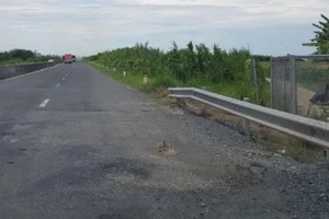 Tai nạn rình rập trên tuyến đường cao tốc Lộ Tẻ - Rạch Sỏi