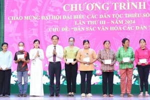 Huyện Bình Chánh chăm lo nâng cao chất lượng cuộc sống đồng bào dân tộc thiểu số