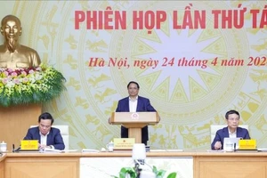 Thủ tướng Phạm Minh Chính, Chủ tịch Ủy ban quốc gia về chuyển đổi số chủ trì phiên họp. Ảnh: VIẾT CHUNG