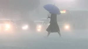 Hàn Quốc chìm trong mưa lớn kỷ lục