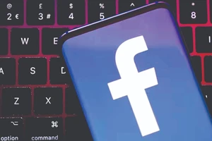 Facebook thay đổi để hút người dùng trẻ