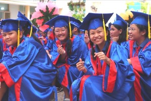 HCMC proposes reduction in tuition fees