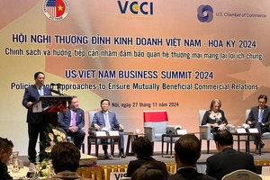 PM attends US-Vietnam Business Summit in Hanoi