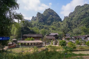 Let’s explore over 400-year-old Khuoi Ky stone village in Cao Bang Province