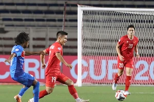 Vietnam draws with Philippines after last-minute goal