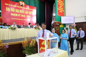 Đồng chí Lê Minh Khoa tiếp tục làm Bí thư Đảng bộ Lực lượng TNXP TPHCM