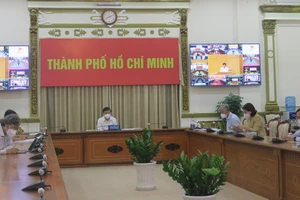 Chủ tịch UBND TPHCM Nguyễn Thành Phong: TP quyết tâm giữ vững mục tiêu phát triển kinh tế - xã hội