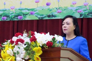 Bộ trưởng Bộ Y tế Nguyễn Thị Kim Tiến phát biểu tại Hội nghị