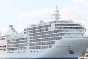 Đề xuất không cho tàu khách Silver Spirit cập cảng TPHCM vào ngày 13-3