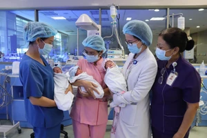 3 bé sinh non chào đời an toàn tại Bệnh viện Hạnh Phúc