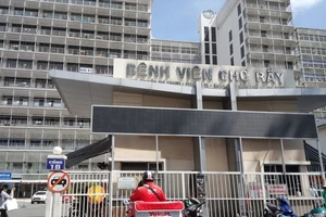 Bệnh viện Chợ Rẫy không tổ chức tiếp khách đến chúc mừng ngày Thầy thuốc Việt Nam 27-2