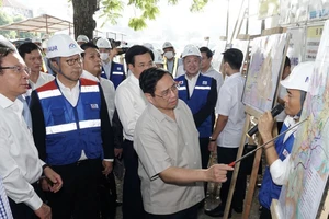 Thủ tướng khảo sát tuyến Metro Bến Thành – Suối Tiên