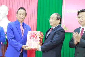 Đoàn thanh niên tỉnh Champasak và tỉnh Khammuane thăm tỉnh Quảng Ngãi