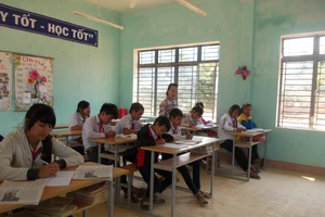Đề nghị Kho bạc Nhà nước Quảng Ngãi mở thanh toán lương hợp đồng cho giáo viên