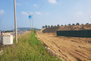 Xác định 3 bãi tạm trữ cát không phép ở Quảng Ngãi