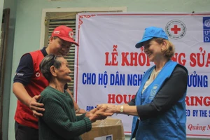 Liên hợp quốc hỗ trợ khẩn cấp cho người dân bị ảnh hưởng bão lụt tại 5 tỉnh miền Trung