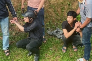 Khởi tố 2 thanh niên bắn 2 công nhân vệ sinh ở Quảng Ngãi