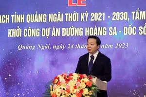 Công bố Quy hoạch tỉnh Quảng Ngãi và khởi công dự án đường Hoàng Sa - Dốc Sỏi