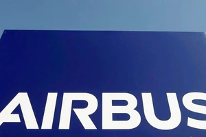 Biểu tượng của Tập đoàn Airbus tại trụ sở ở Toulouse, Tây Nam nước Pháp. Ảnh: REUTERS