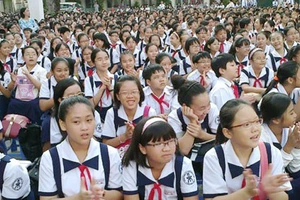 Học sinh lớp 6 Trường THPT chuyên Trần Đại Nghĩa