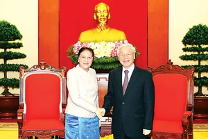 Truyền tiếp thế hệ mai sau về mối quan hệ đoàn kết đặc biệt Việt Nam - Lào