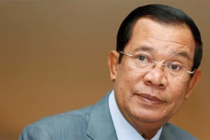 Thủ tướng Campuchia thách thức Mỹ cắt hết viện trợ 