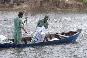 Thức ăn thủy sản Ocialis đoạt “Chất lượng vàng Thủy sản Việt Nam 2017”