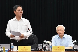 Tổng Bí thư Nguyễn Phú Trọng làm việc tại Bộ Công thương