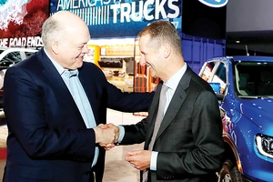 Tập đoàn Volkswagen và Công ty Ford Motor thiết lập liên minh sản xuất ô tô toàn cầu