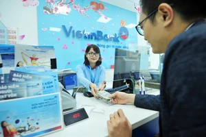 VietinBank tiếp tục giảm 0,5%/năm sàn lãi suất cho vay ngắn hạn đối với các doanh nghiệp hoạt động lĩnh vực ưu tiên khuyến khích phát triển