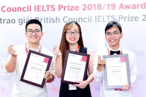 Những sinh viên Việt nhận được học bổng IELTS Prize.