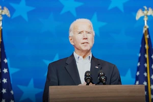 Ông Joe Biden nói chuyện trước báo chí, ở Wilmington, Delaware, Mỹ, ngày 5-11-2020. Ảnh: REUTERS