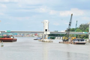 Công trình cống ngăn triều Phú Xuân (quận 7, TPHCM) thuộc dự án “Giải quyết ngập do triều khu vực TPHCM” có xét đến biến đổi khí hậu giai đoạn 1. Ảnh: CAO THĂNG